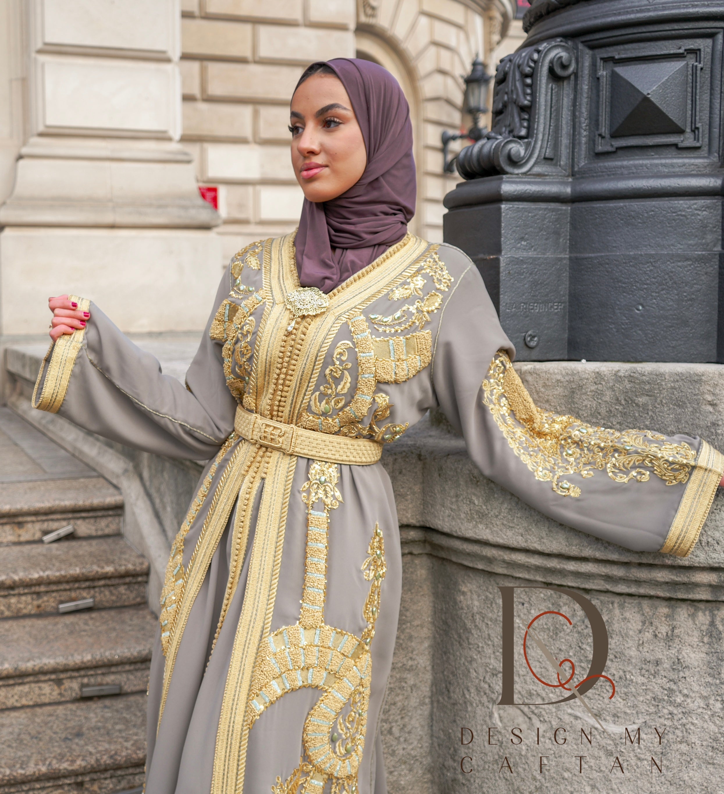 Moroccan Luxe | Luxuriöse Takshita in Taupe