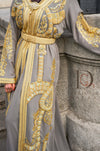 Moroccan Luxe | Luxuriöse Takshita in Taupe